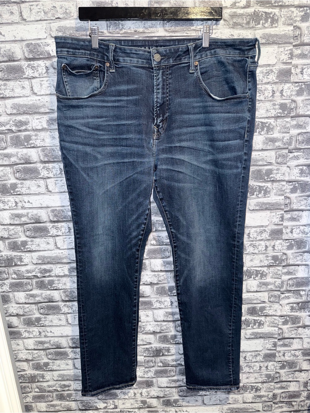 American Eagle Next Air FLEX+ Athletic Fit Medium Wash Denim Jeans Men's 38 X 32